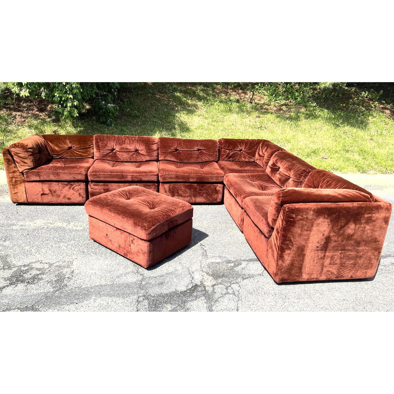 6 pc Plush Brown sectional plus