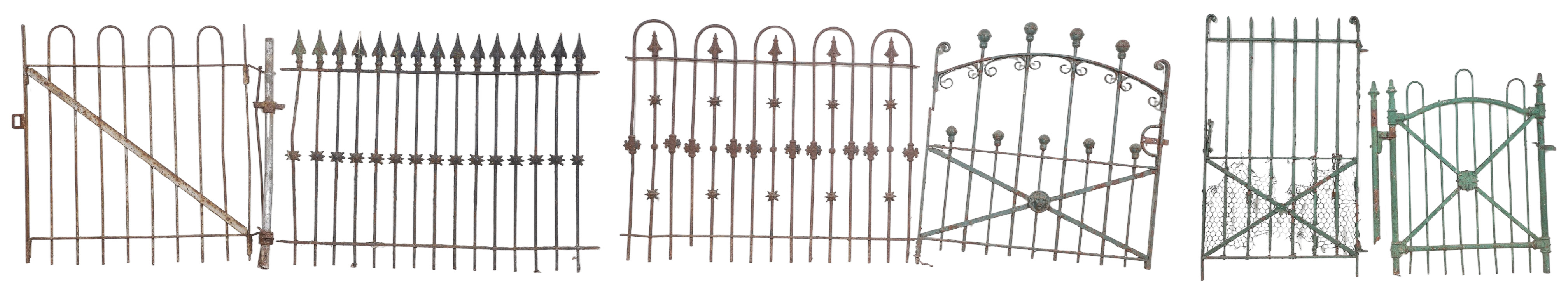 (6) pcs painted iron fencing,