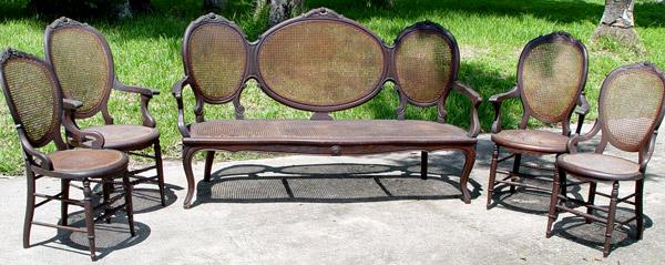 6 PIECE VICTORIAN CARVED MAHOGANY