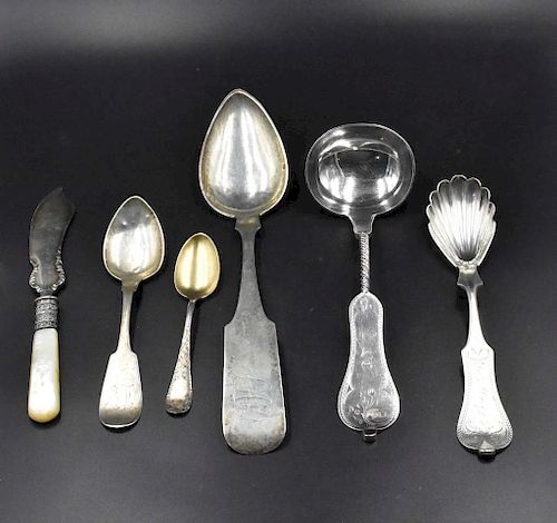6 PIECES OF ASSORTED FLATWARE6