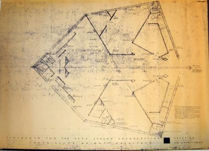 6 pieces.  (Wright, Frank Lloyd.)