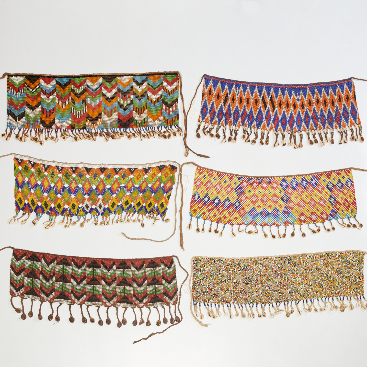 (6) VINTAGE AFRICAN CACHE-SEXE,