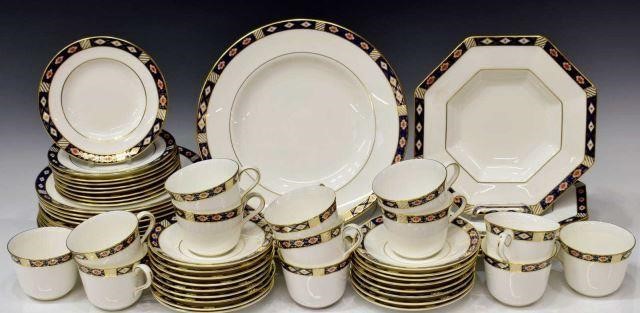 (60) ROYAL CROWN DERBY