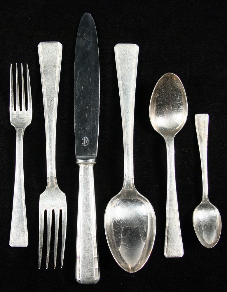 (61 PCS) SILVER PLATE FLATWARE