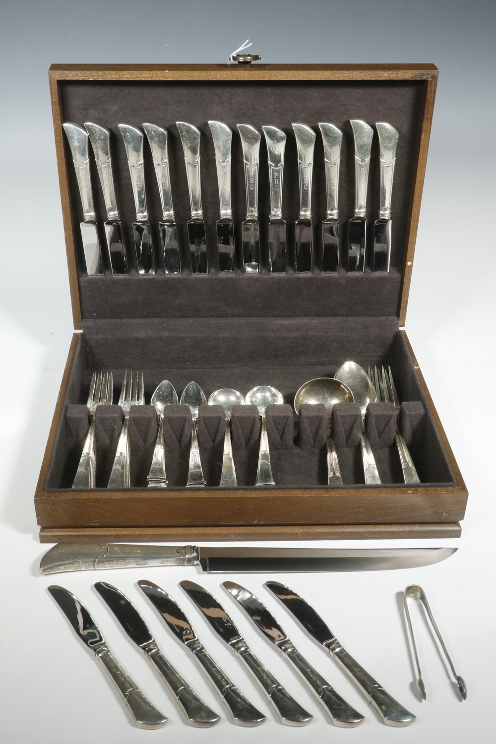 (61 PCS) TIFFANY & CO. LINENFOLD