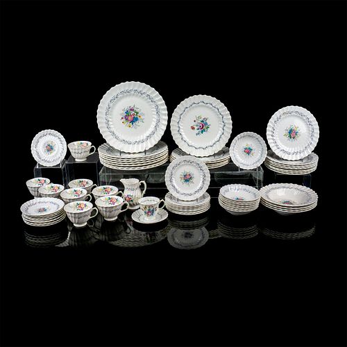 61PC ANTIQUE ROYAL DOULTON BONE