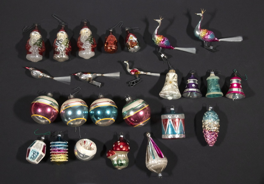 (62) GLASS CHRISTMAS ORNAMENTS