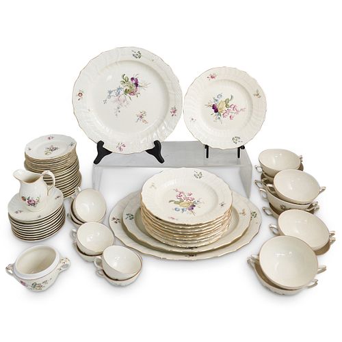 (62 PC) ROYAL COPENHAGEN