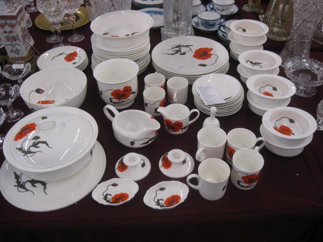 64 pc. Wedgwood ''Corn Poppy''