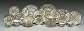 64 pieces famille rose porcela