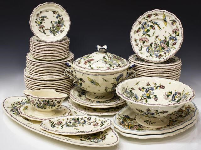 (67 PIECE) FRENCH GIEN FAIENCE