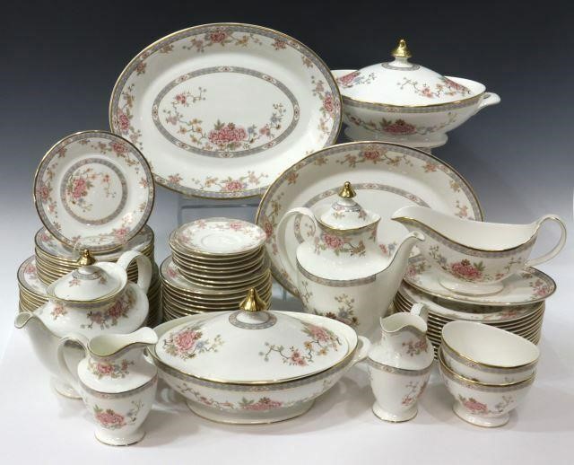 (67) ROYAL DOULTON 'CANTON' CHINA