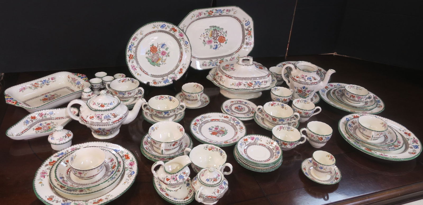 68 PC. SET COPELAND SPODE