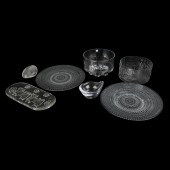 (7) Art glass table items to i
