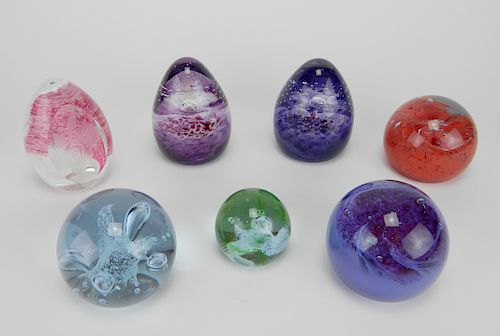 7 CAITHNESS ART GLASS PAPERWEIGHTS7
