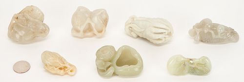 7 CARVED JADE FIGURALS, INCL. FRUIT