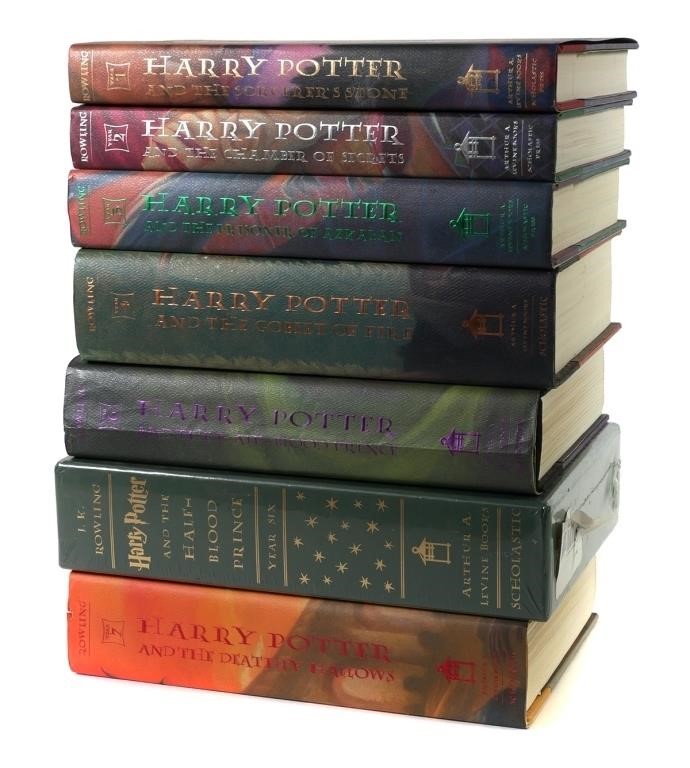 (7) HARRY POTTER HARDCOVERS(7)