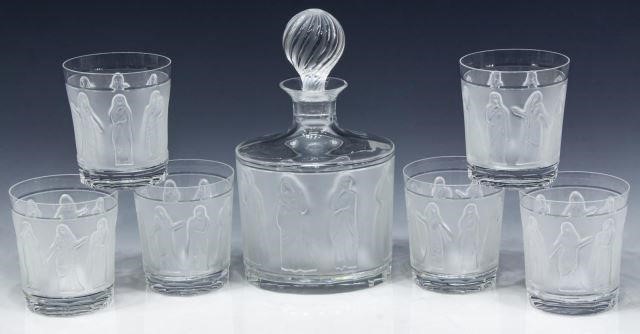 (7) LALIQUE 'FEMMES ANTIQUES'