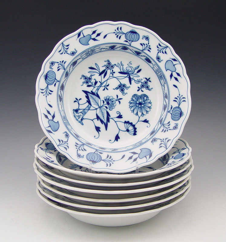 7 MEISSEN BLUE ONION RIM SOUP