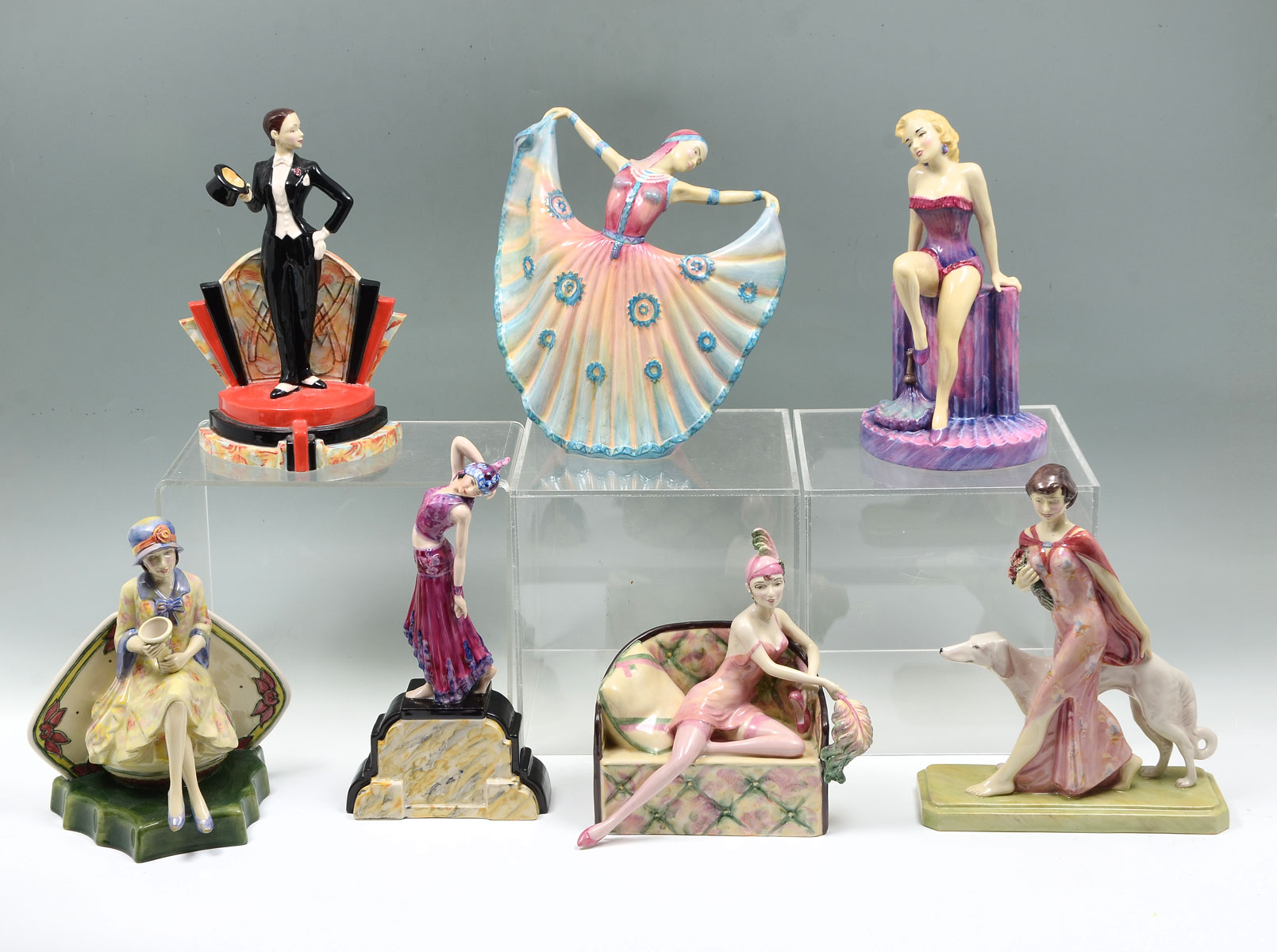 7 PC. KEVIN FRANCES FIGURINES: 1)