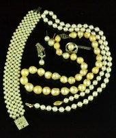 (7) Pcs. Pearl JewelryTo inclu