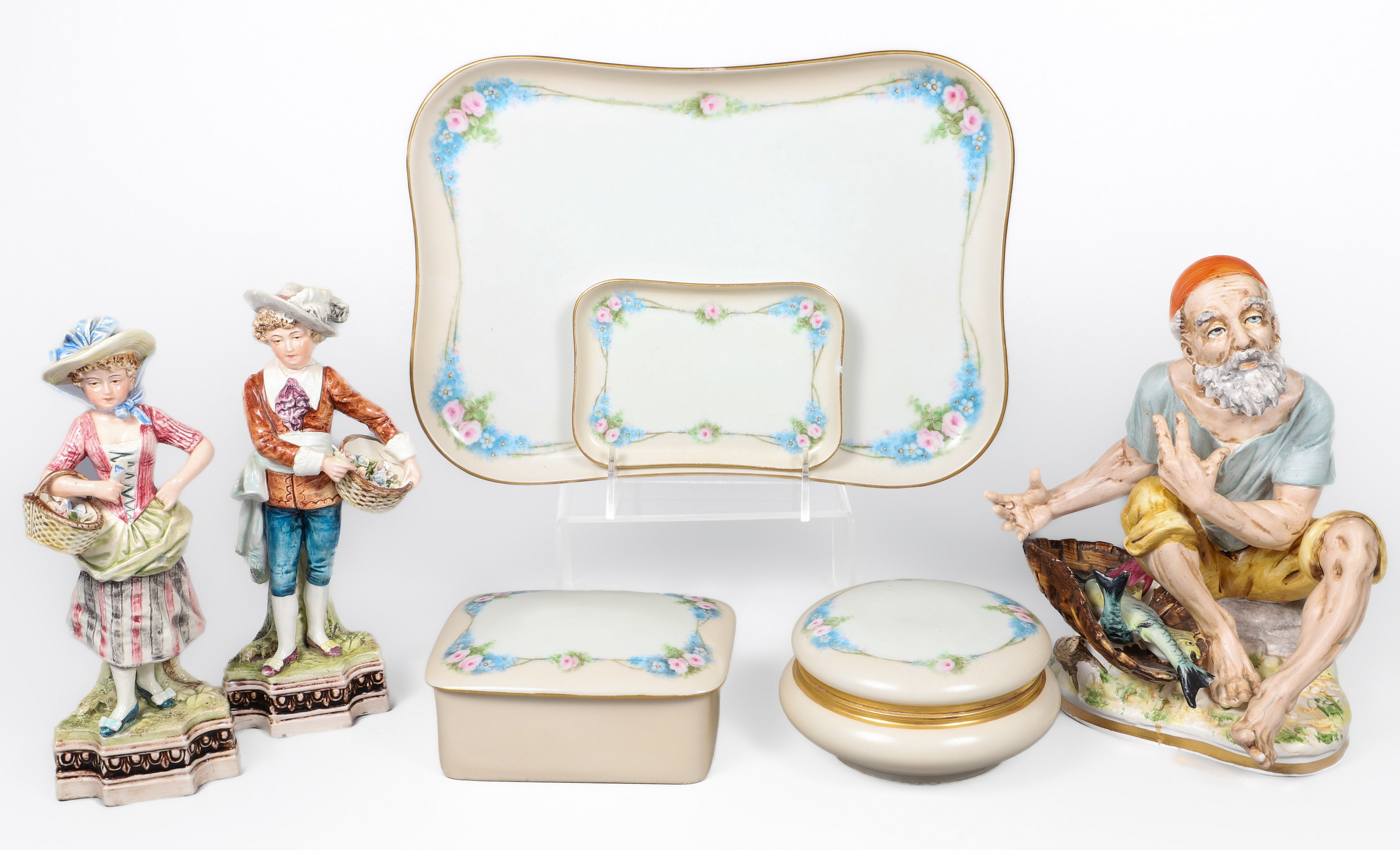 (7) Pcs porcelain, c/o 4-piece