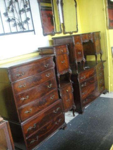 7 Piece Mahogany Louis XV Style Bed
