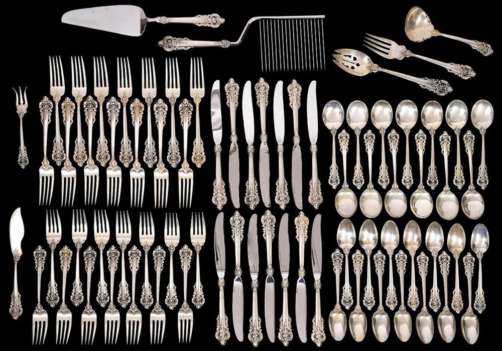 76 PCS. WALLACE GRAND BAROQUE