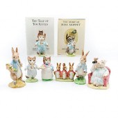 8 BEATRIX POTTER FIGURINES WIT