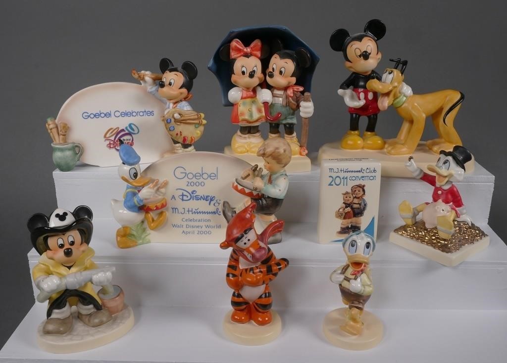 (8) DISNEY GOEBEL