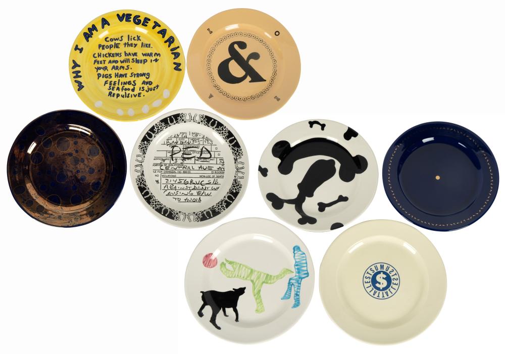 8 GAETANO POTTERY CHARGERSEight