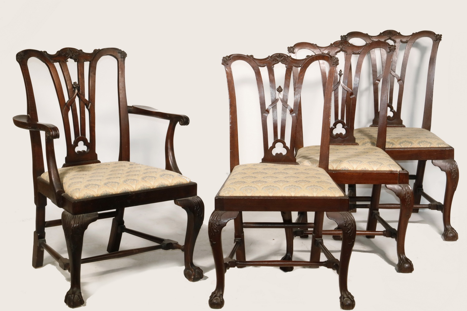 (8) MAHOGANY CHIPPENDALE CHAIRS (2)
