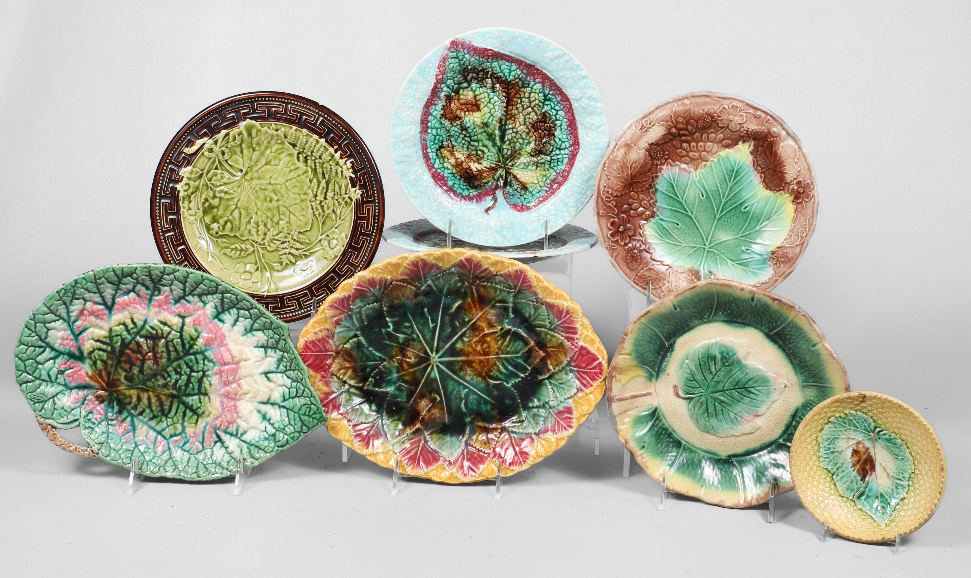 (8) Majolica leaf dishes, c/o nappy