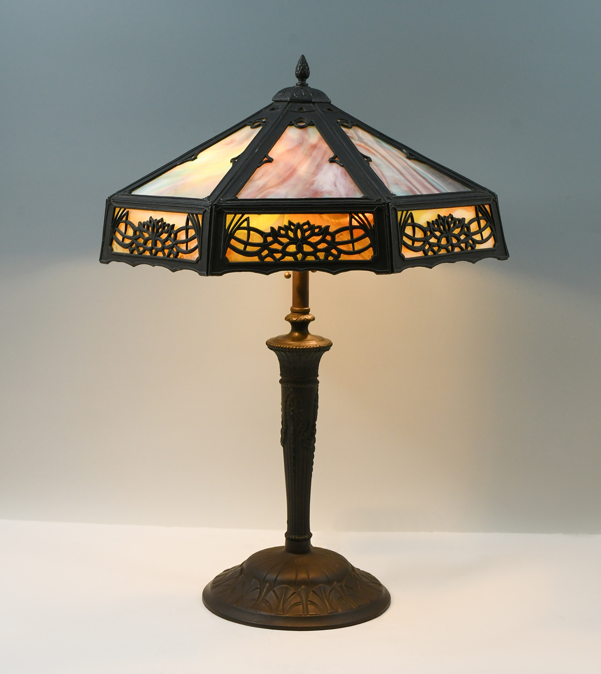 8 PANEL SLAG GLASS FILIGREE TABLE