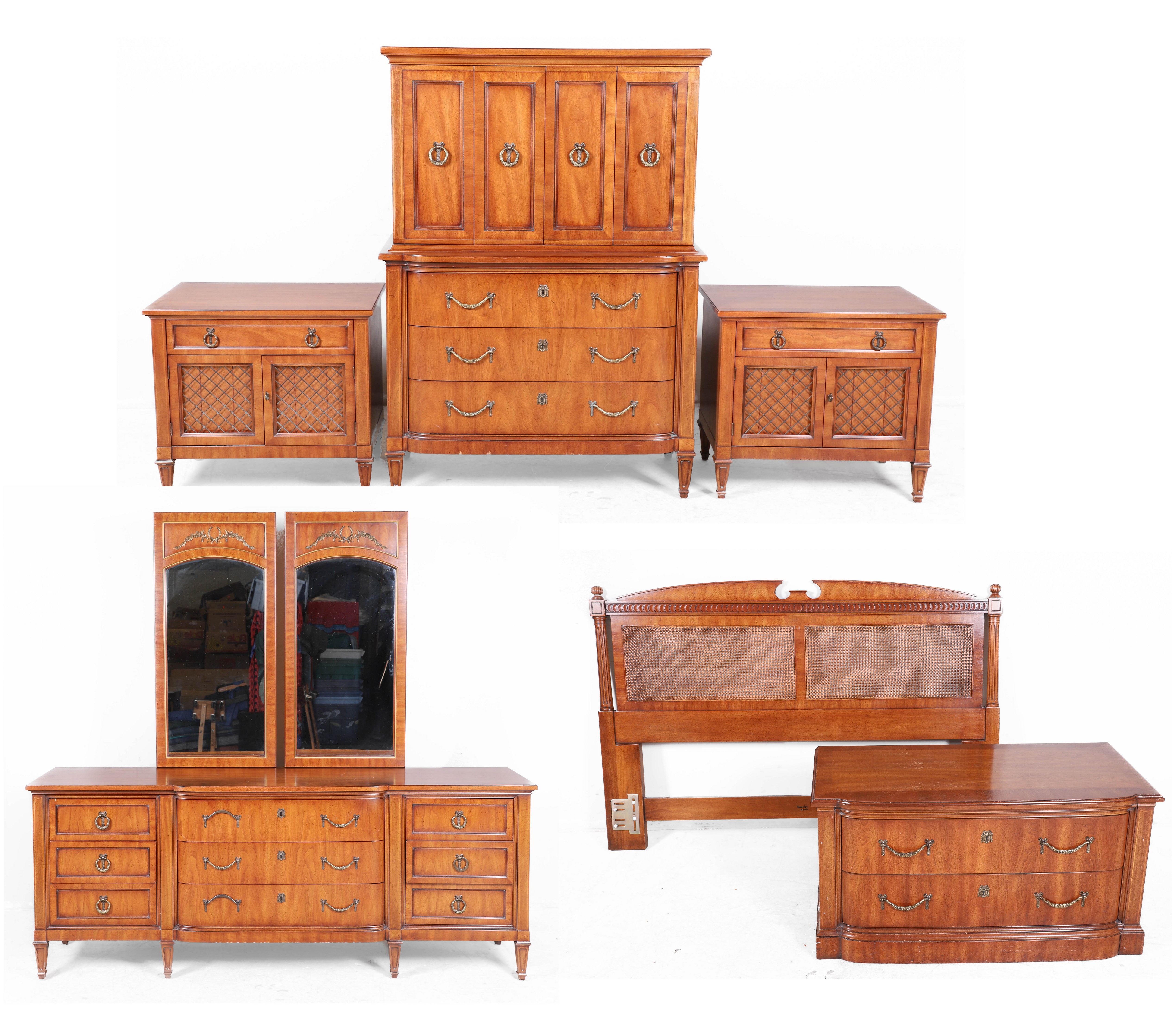 (8) pc Henredon walnut finished