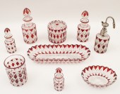 8 PC. SIGNED ENSEMBLE DE TOILE