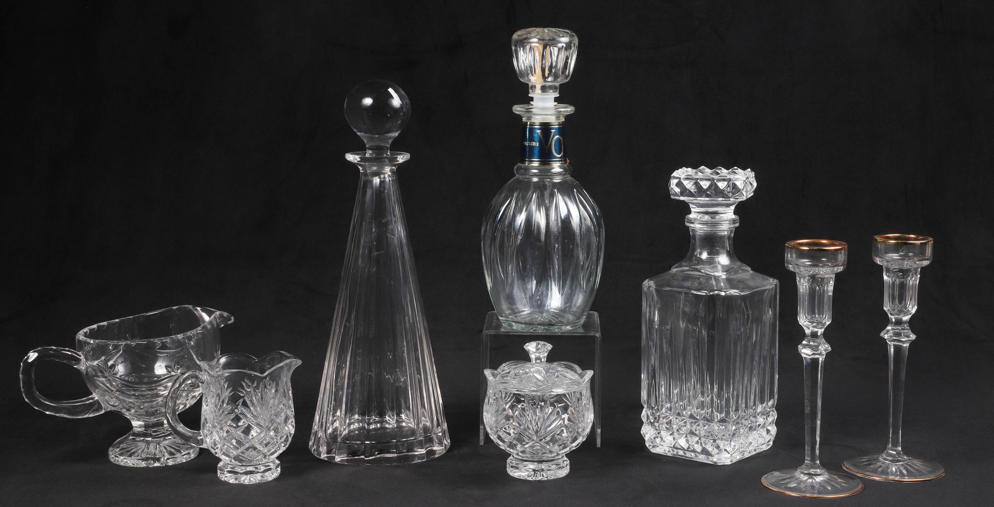 (8) Pcs glassware, c/o (3)