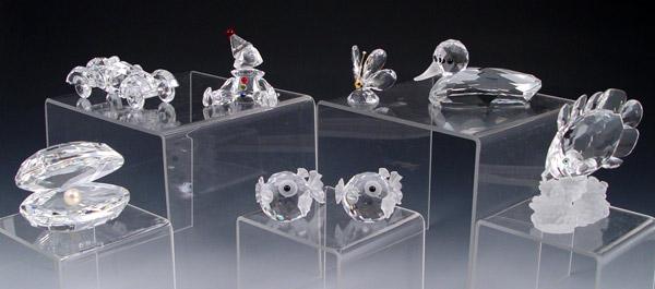 8 PIECE SWAROVSKI AUSTRIAN