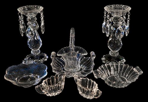 8 PIECES OF CRYSTAL GLASSWARE AND