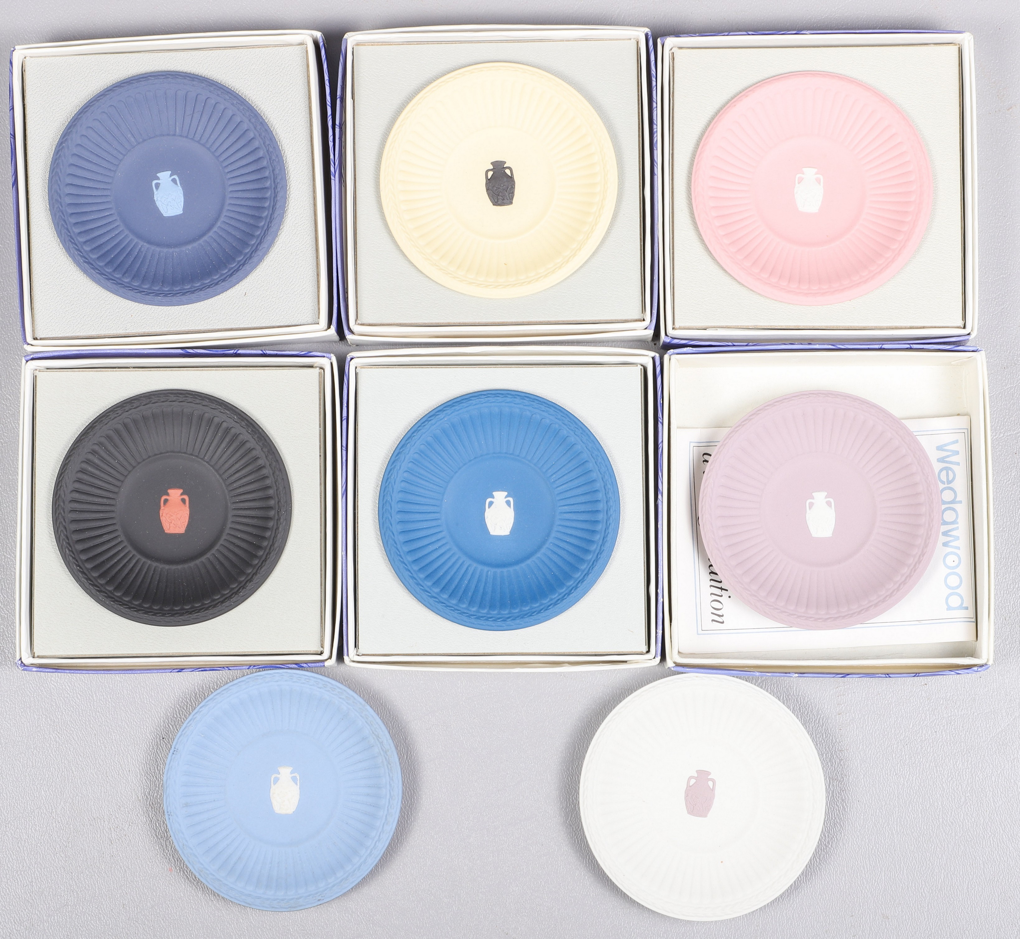 (8) Wedgwood jasperware fluted