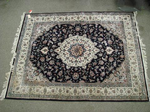 8.1 x 10.0 silk rug Estimate