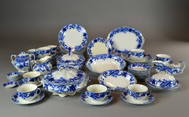 (82) PCS. FLOW BLUE BY JOHNSON