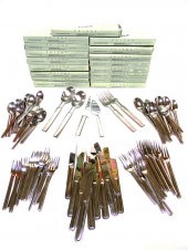 84 pieces of Ward Bennett (Ame