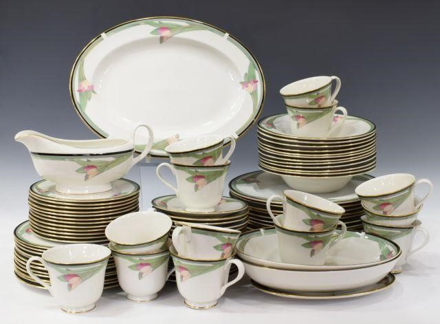 (84) ROYAL DOULTON 'AWAKENING'