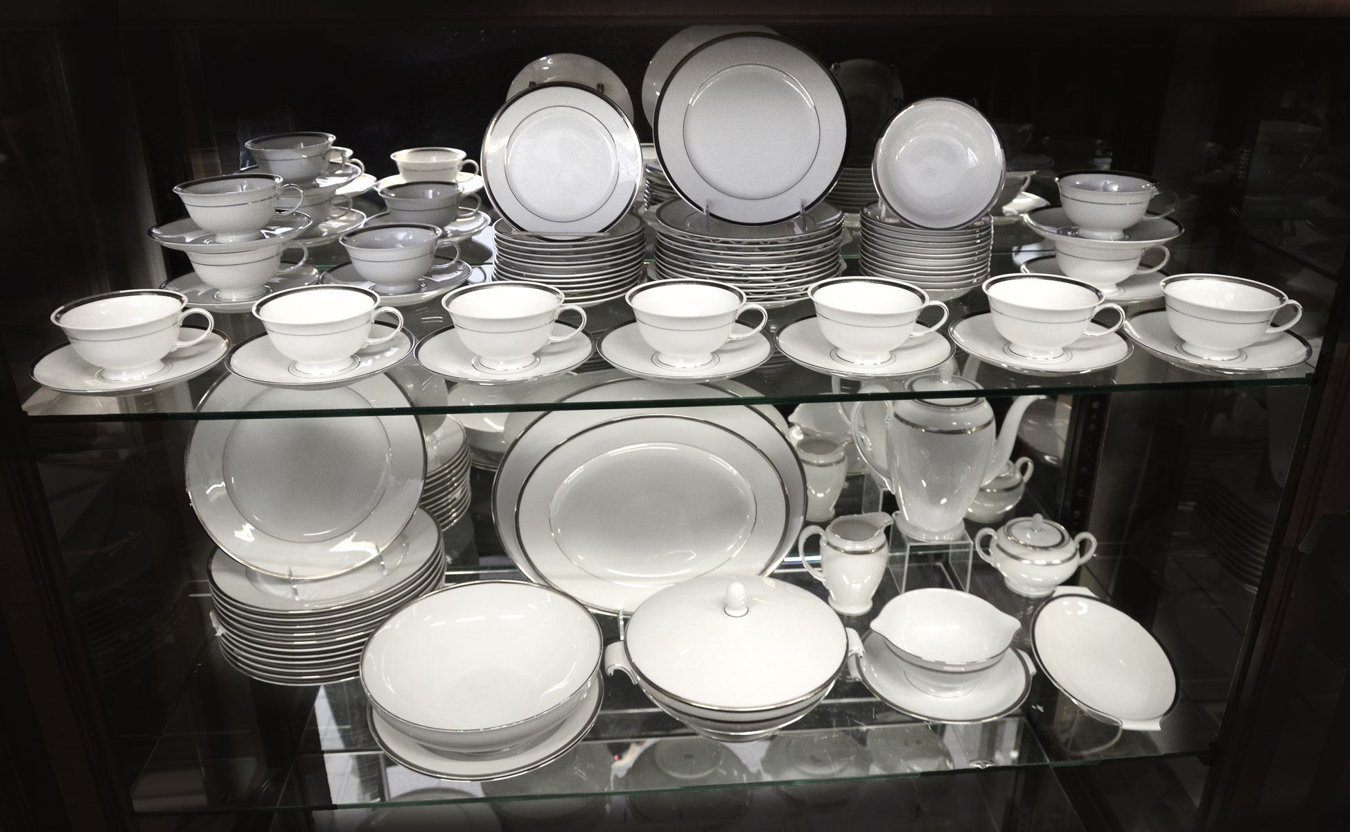 85 PC ROSENTHAL ''NOBILITY''