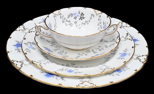 86 PIECE ROYAL CROWN DERBY