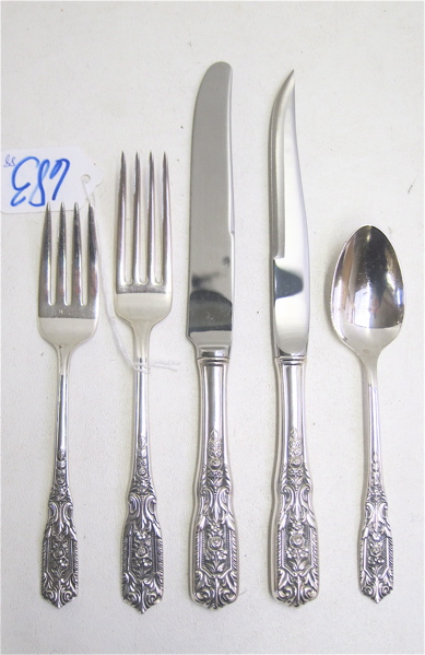 88 PIECE STERLING SILVER FLATWARE