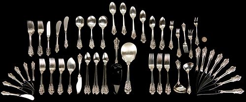 89 PCS. WALLACE GRAND BAROQUE