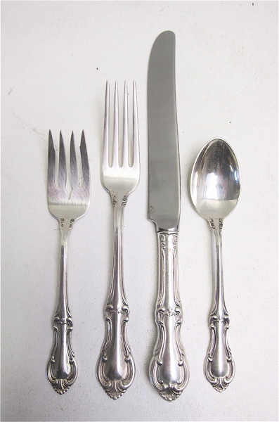 89 PIECE INTERNATIONAL SILVER