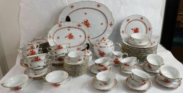 89-PIECE SERVICE FOR 12 HEREND